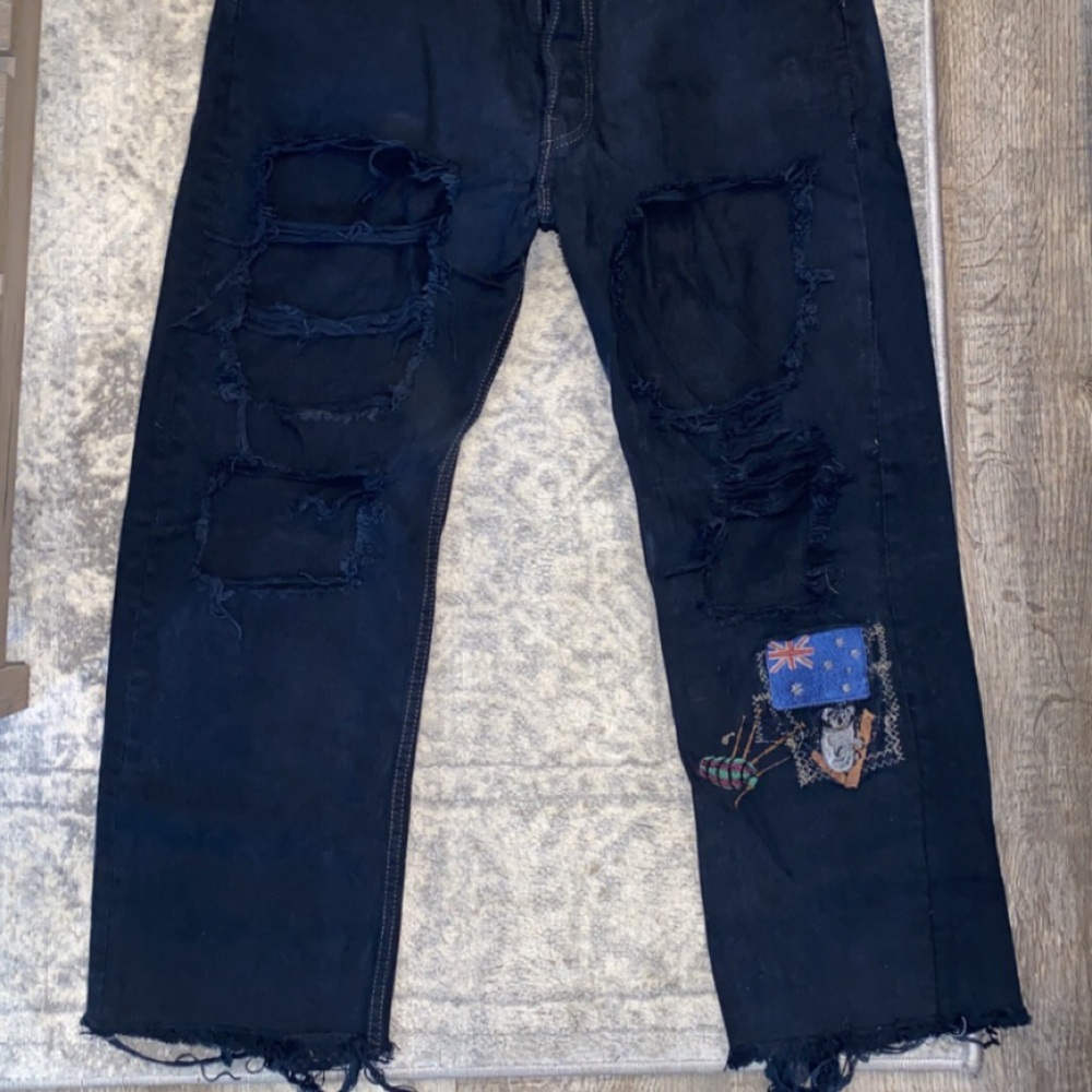 Levi’s with cute Australian detail